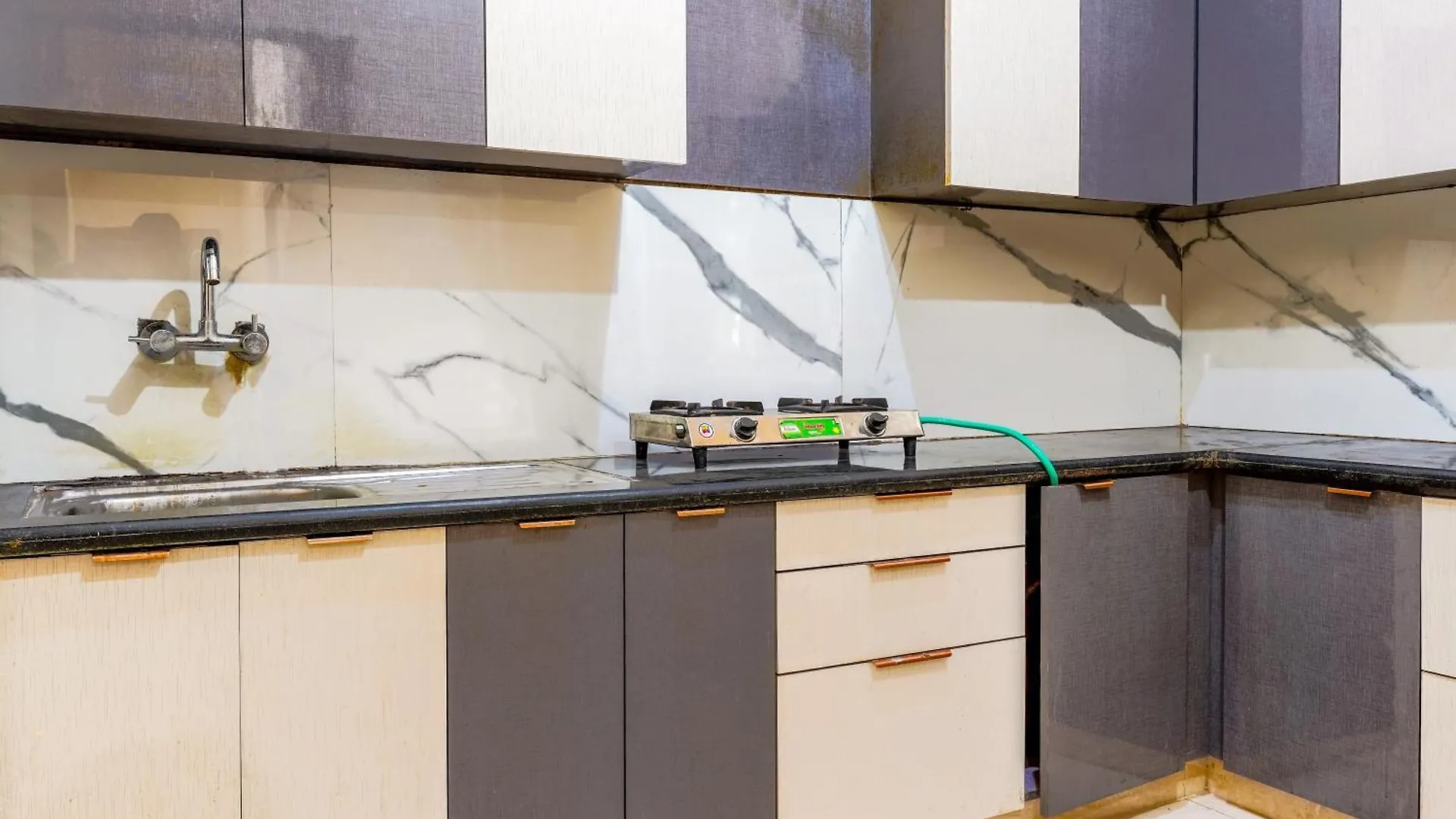 Apartament Usha Residency Waranasi Indie